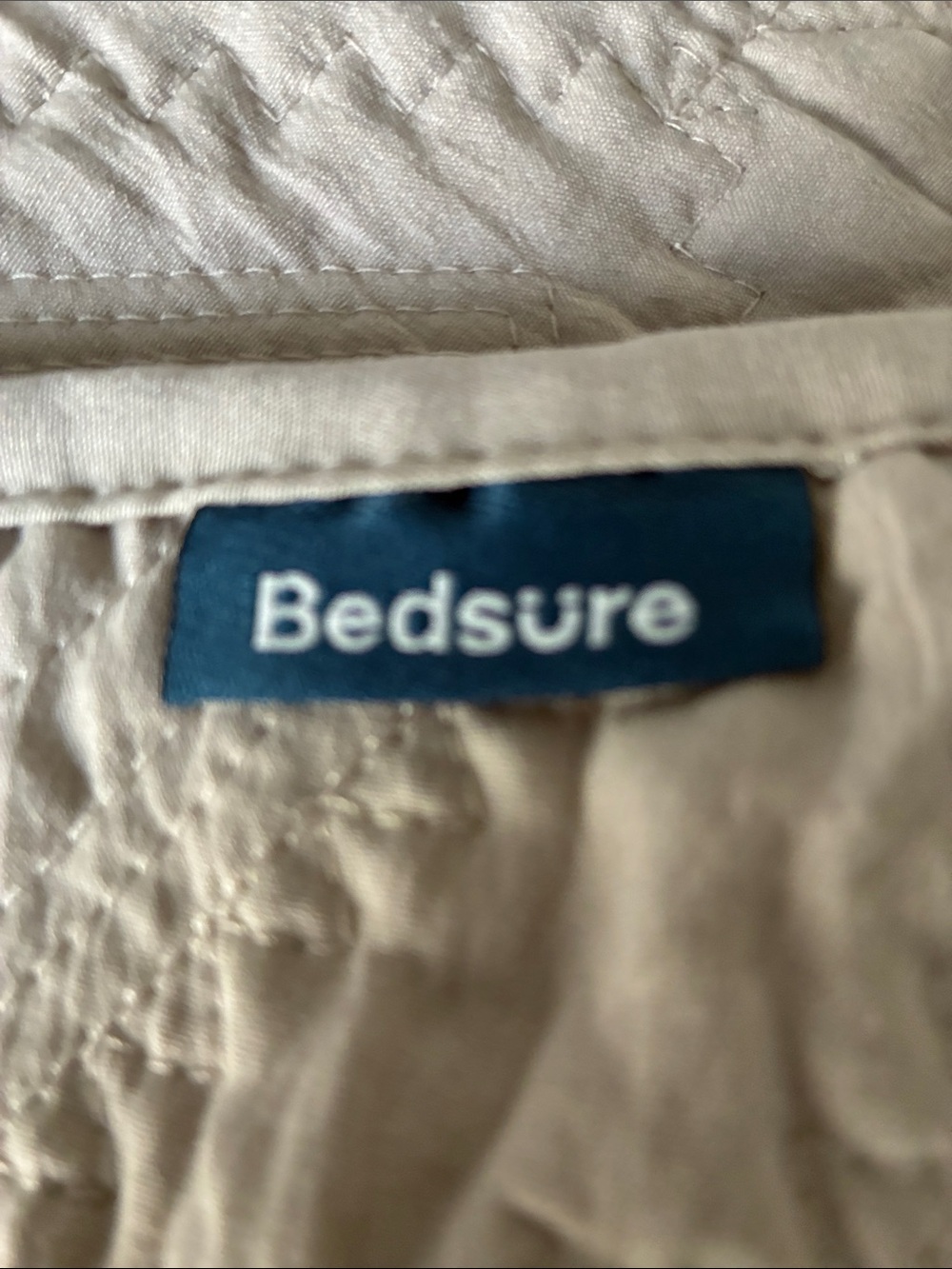 Soft Quilt in Light Gray & Shams - Picture 2 of 3